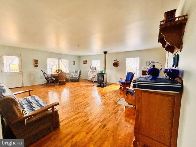 2192 RICHARDS RD, Irvona, PA 16656