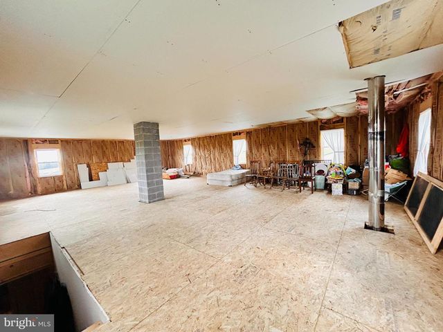 2192 RICHARDS RD, Irvona, PA 16656