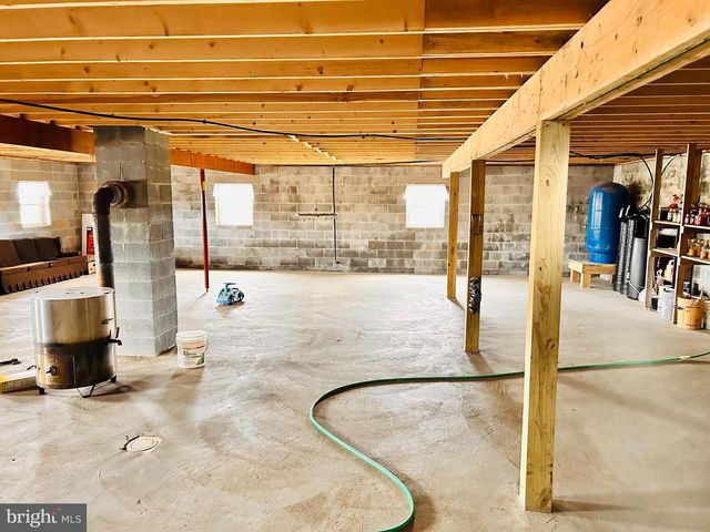 2192 RICHARDS RD, Irvona, PA 16656