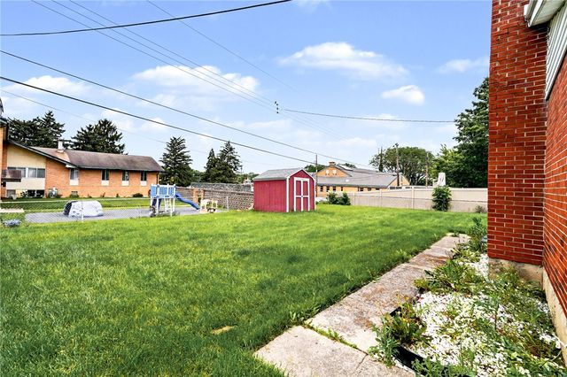655 Granville Place, Riverside, OH 45431