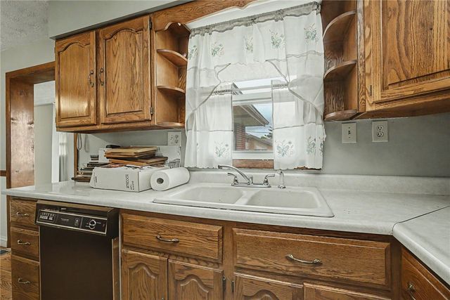 655 Granville Place, Riverside, OH 45431