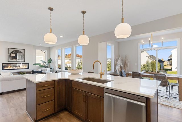 15717 Aquila Avenue, Savage, MN 55378