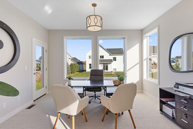 15717 Aquila Avenue, Savage, MN 55378