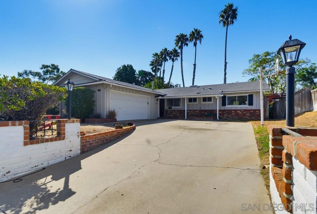 2923 Renault, San Diego, CA 92122 — photo 3