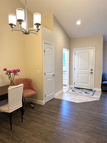 7625 Downing Place Way, Antelope, CA 95843