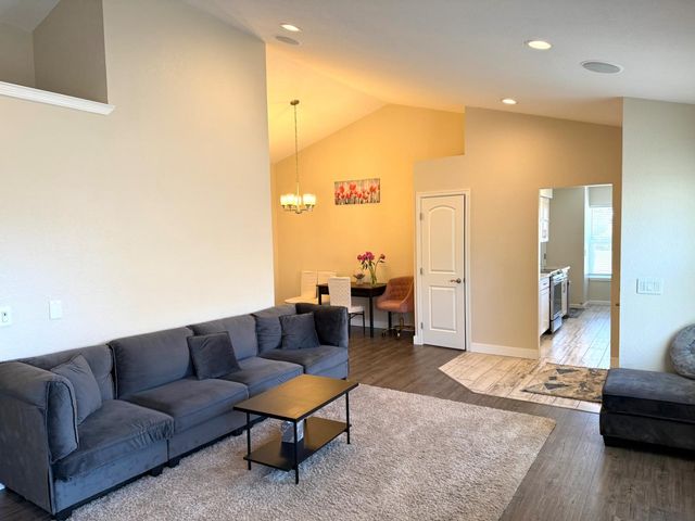 7625 Downing Place Way, Antelope, CA 95843
