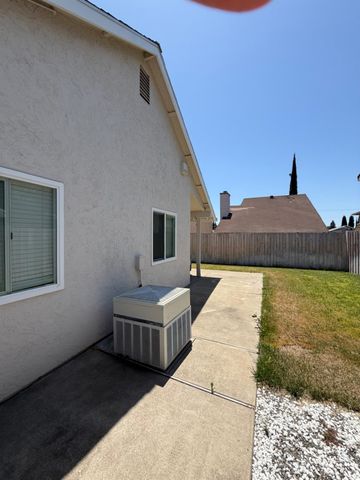 7625 Downing Place Way, Antelope, CA 95843