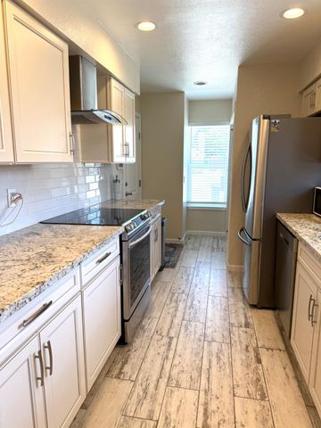 7625 Downing Place Way, Antelope, CA 95843