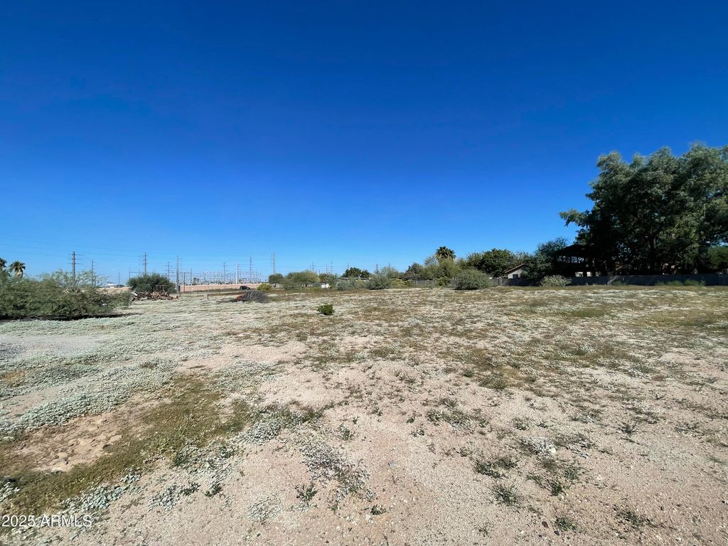736 W HARWELL Road -, Phoenix, AZ 85041 — photo 3