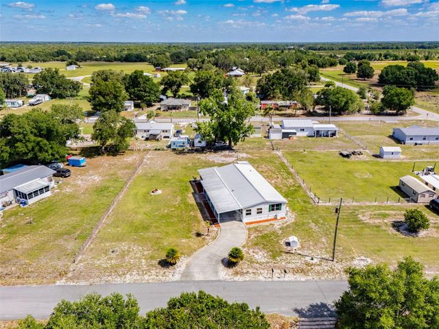 1586 NE GRAPEFRUIT STREET, Arcadia, FL 34266