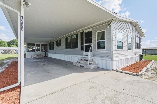 1586 NE GRAPEFRUIT STREET, Arcadia, FL 34266