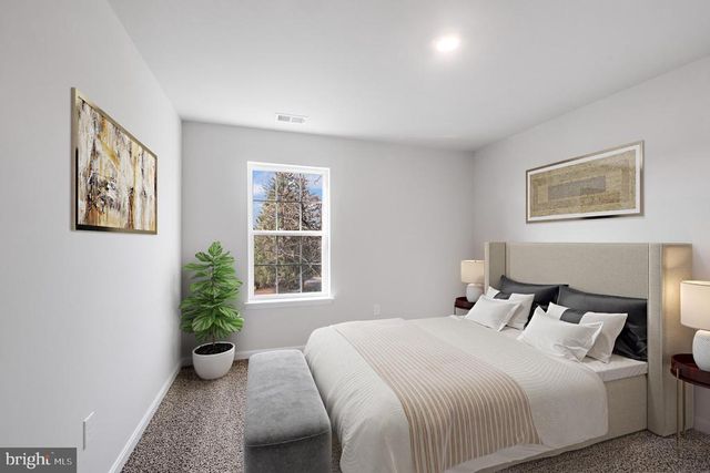 11513 CHALMERS LN, Fredericksburg, VA 22407