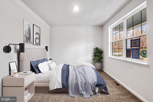 11513 CHALMERS LN, Fredericksburg, VA 22407