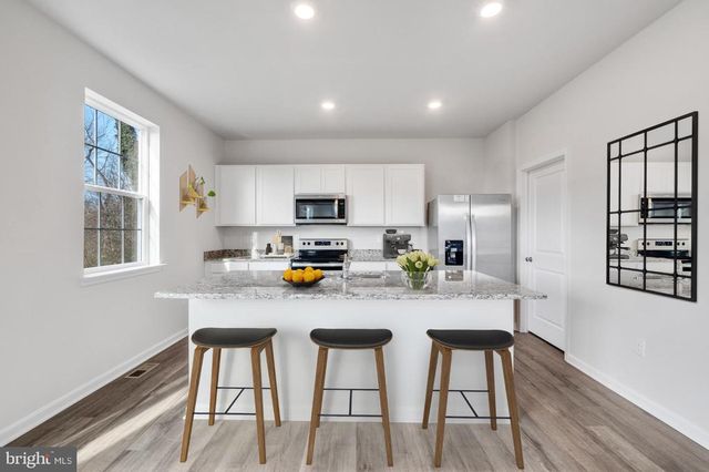 11513 CHALMERS LN, Fredericksburg, VA 22407