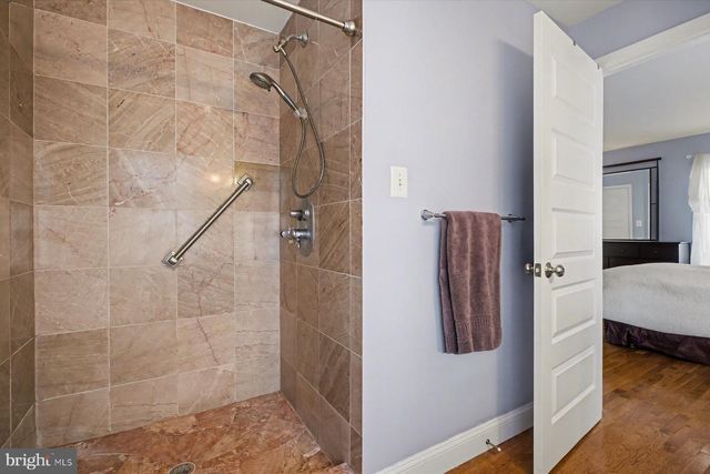 55 BUTTONWOOD ST, New Hope, PA 18938