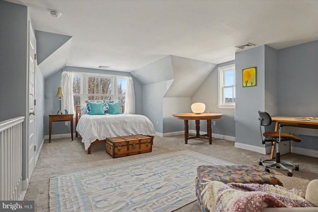 55 BUTTONWOOD ST, New Hope, PA 18938