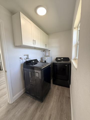 442 SW 14th Court, Pompano Beach, FL 33060