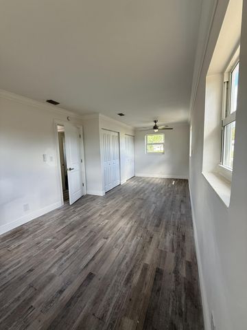 442 SW 14th Court, Pompano Beach, FL 33060