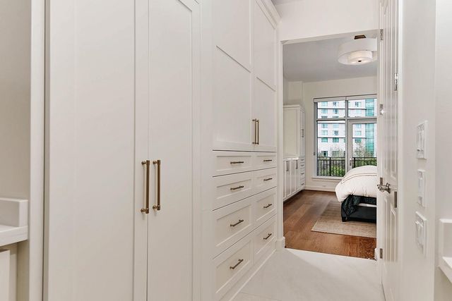 3 Waterway Court 4D, The Woodlands, TX 77380