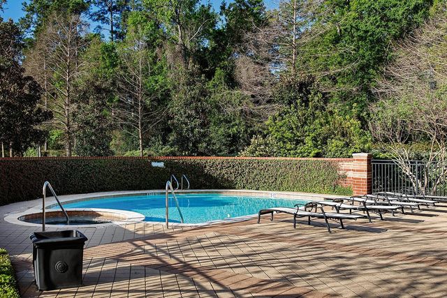 3 Waterway Court 4D, The Woodlands, TX 77380