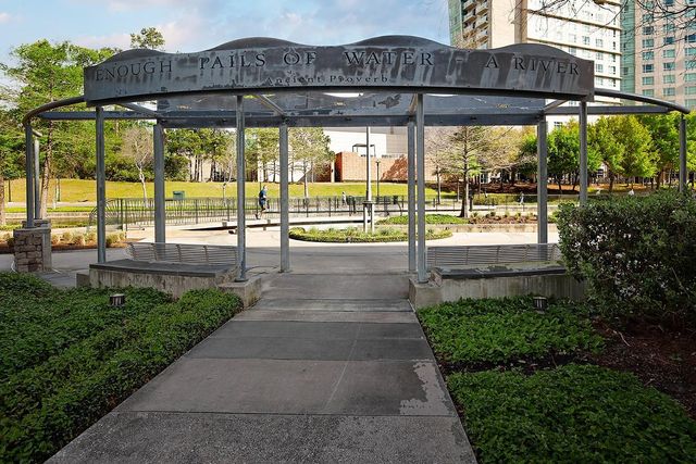 3 Waterway Court 4D, The Woodlands, TX 77380