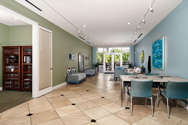 3 Waterway Court 4D, The Woodlands, TX 77380