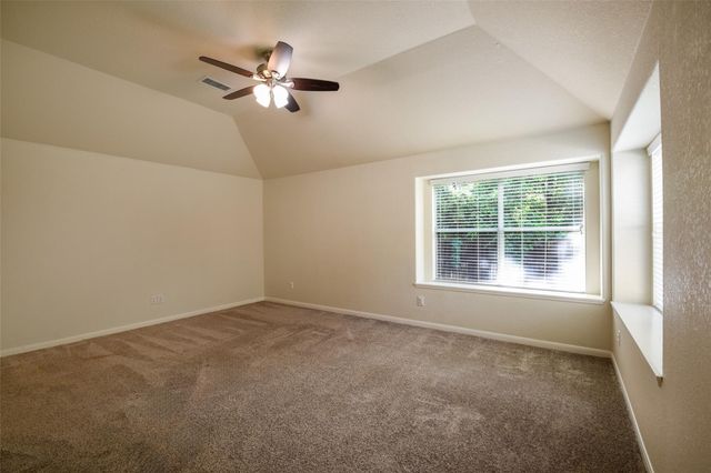 22 Hobbit Glen Drive, Conroe, TX 77384