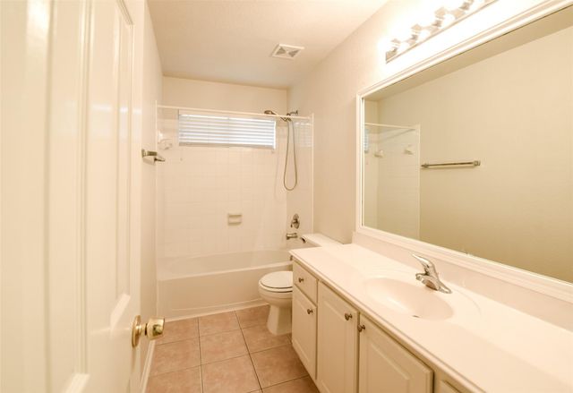 22 Hobbit Glen Drive, Conroe, TX 77384