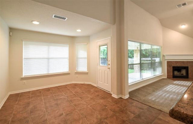 22 Hobbit Glen Drive, Conroe, TX 77384