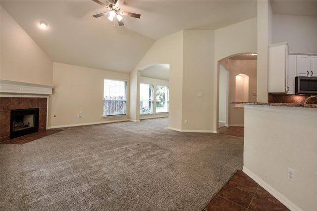 22 Hobbit Glen Drive, Conroe, TX 77384