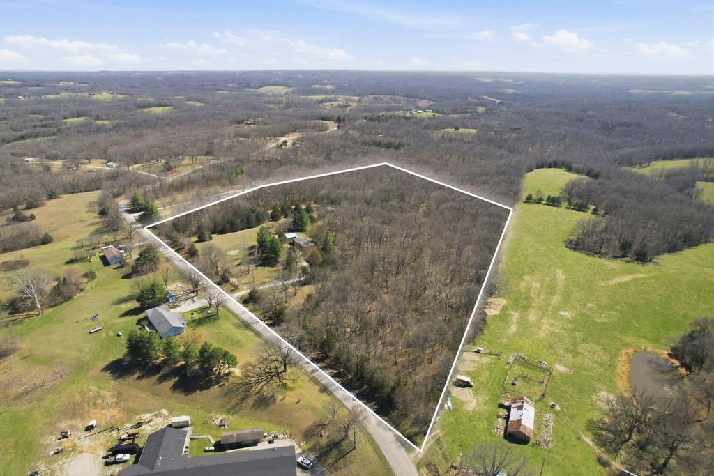 121 State Highway Kk, Galena, MO 65656