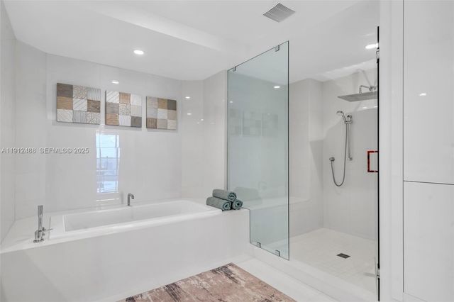 100 E Las Olas Blvd 3703, Fort Lauderdale, FL 33301