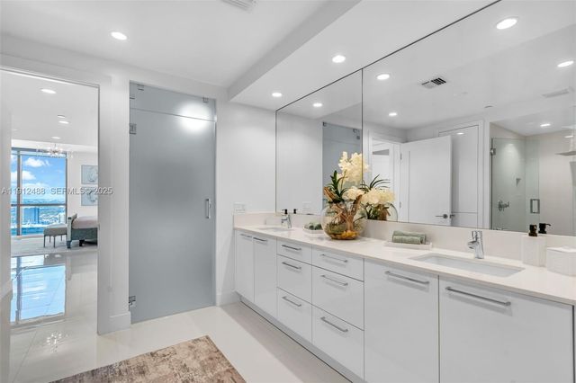 100 E Las Olas Blvd 3703, Fort Lauderdale, FL 33301