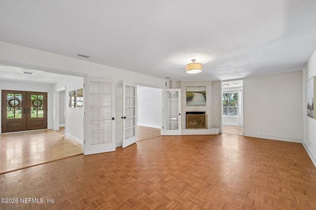2254 SMULLIAN Trail N, Jacksonville, FL 32217