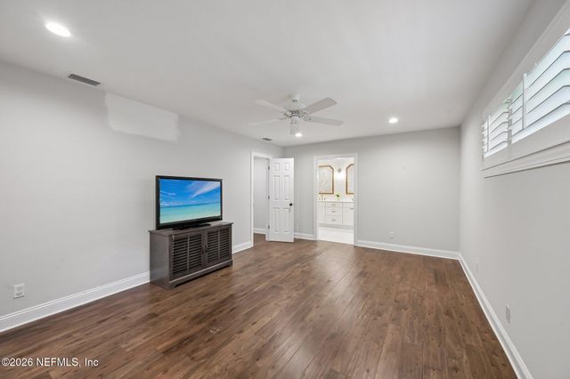 2254 SMULLIAN Trail N, Jacksonville, FL 32217