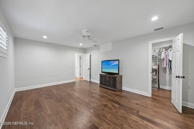 2254 SMULLIAN Trail N, Jacksonville, FL 32217