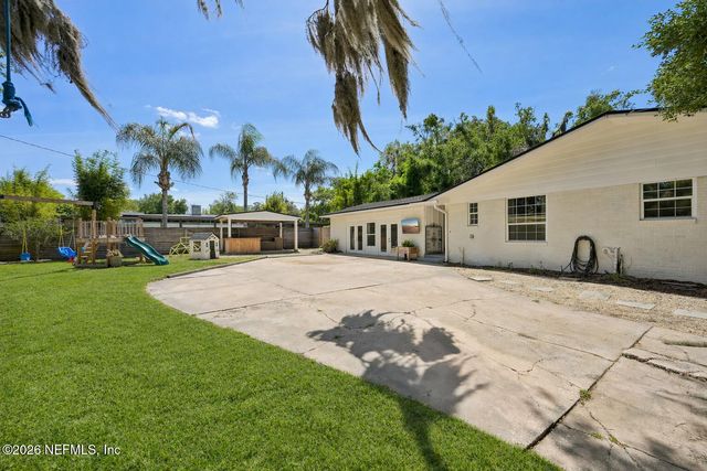 2254 SMULLIAN Trail N, Jacksonville, FL 32217