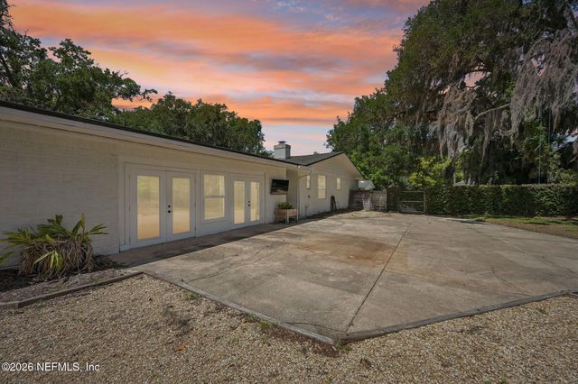 2254 SMULLIAN Trail N, Jacksonville, FL 32217