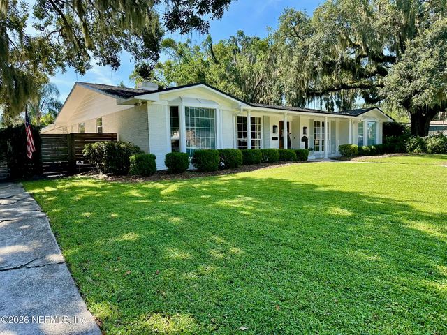 2254 SMULLIAN Trail N, Jacksonville, FL 32217