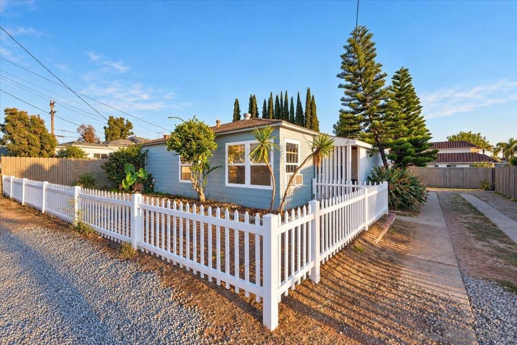 7051 7053 Stanford Avenue, La Mesa, CA 91942 — photo 2