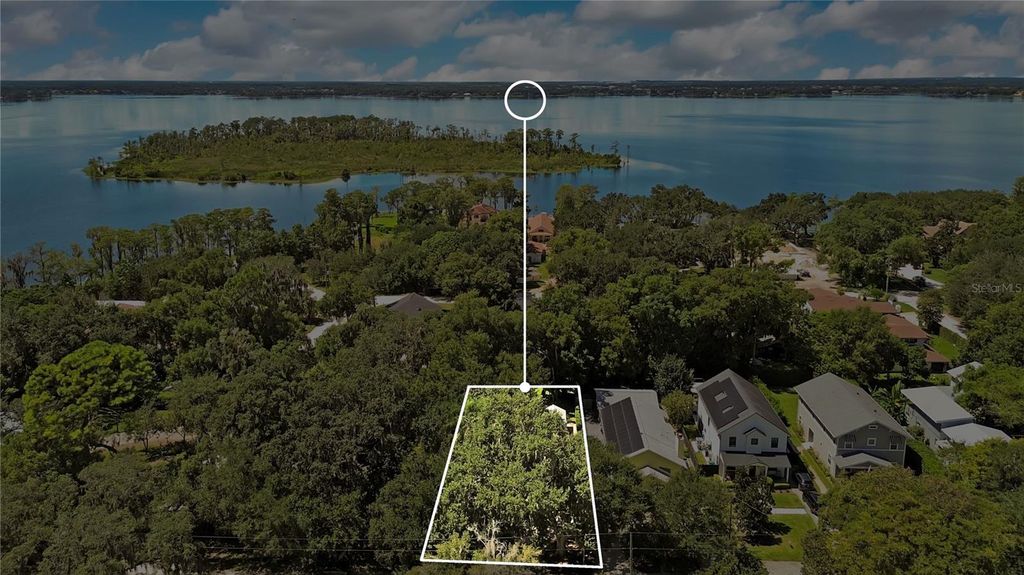 Image 27 of property listing at 628 FOREST STREET, Windermere, FL 34786