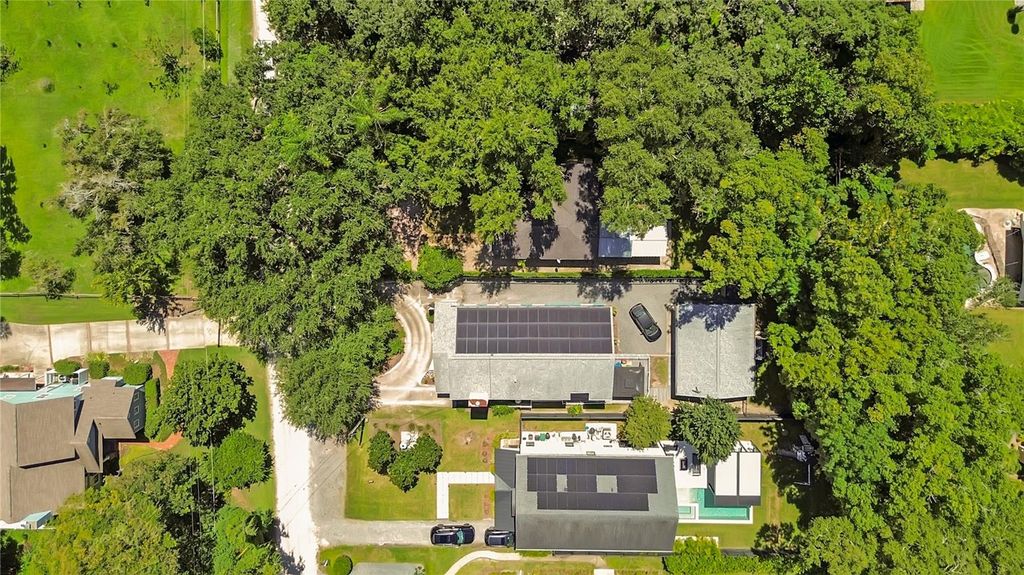 Image 33 of property listing at 628 FOREST STREET, Windermere, FL 34786