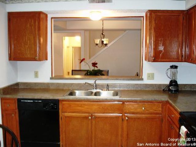 14325 INDIAN WOODS, San Antonio, TX 78249