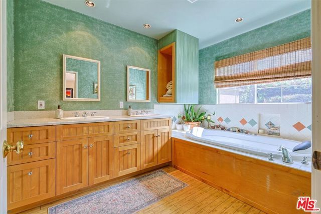 4722 Ventura Canyon Avenue, Sherman Oaks, CA 91423