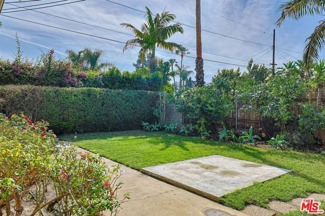 4722 Ventura Canyon Avenue, Sherman Oaks, CA 91423