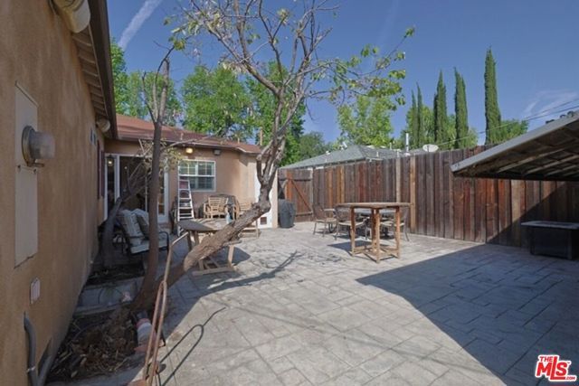 4722 Ventura Canyon Avenue, Sherman Oaks, CA 91423