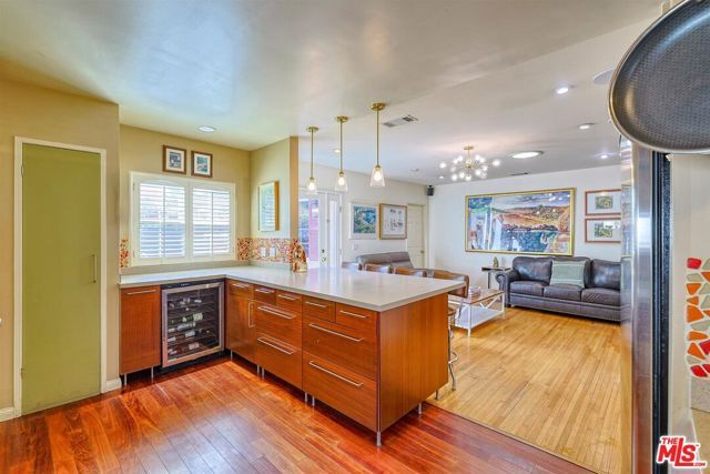 4722 Ventura Canyon Avenue, Sherman Oaks, CA 91423