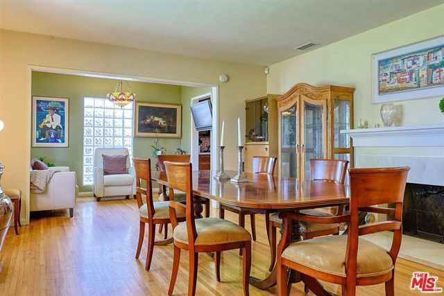 4722 Ventura Canyon Avenue, Sherman Oaks, CA 91423