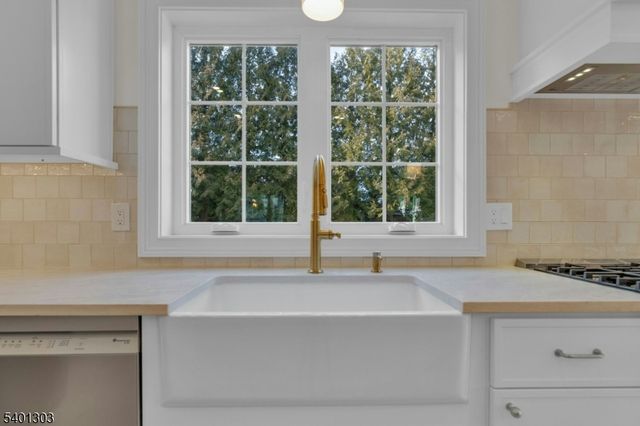 2127 Locust Rd, Wall Twp., NJ 08750