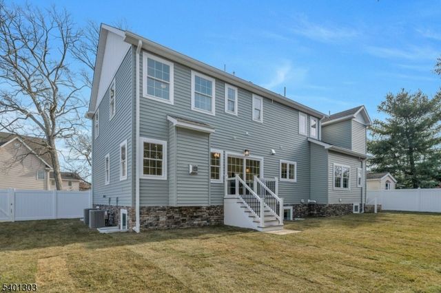 2127 Locust Rd, Wall Twp., NJ 08750